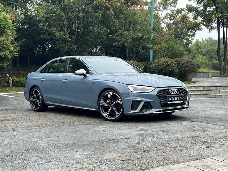 Audi2022 Audi A4L 40 TFSI Quattro RS Kit Fuel Speed Model factory Audi2022 Audi A4L 40 TFSI Quattro RS Kit Fuel Speed Model factory
